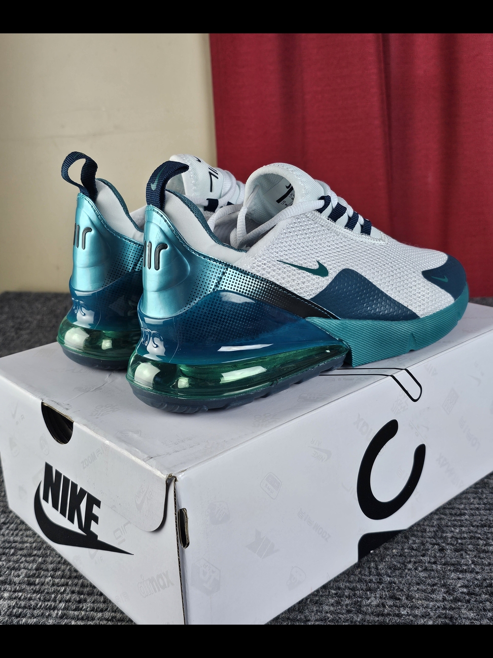 Nike Air Max 270 Women’s Running Shoes - White & Teal New 8,8.5,9 - Picture 11 of 13